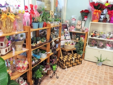 「フローラル　エンゼル」　（福島県いわき市）の花屋店舗写真2